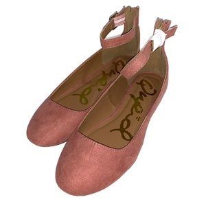 NWB Blush Pink Flats with Ankle Buckle Strap